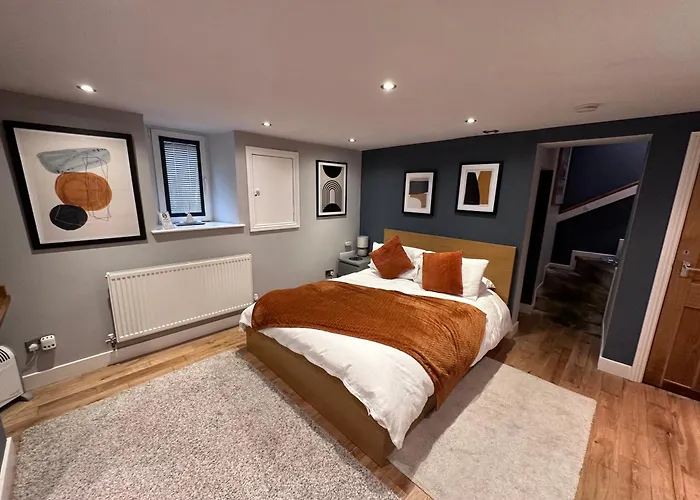 Apple Street Cottage
